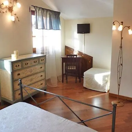 Maesta Di Cudino Hotel 2*